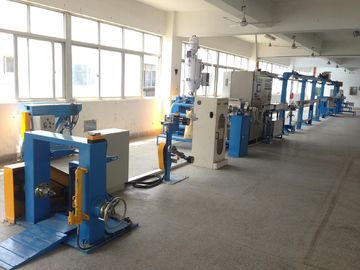 máquinas extrusoras de líneas de extrusión de cables eléctricos para materiales de pvc