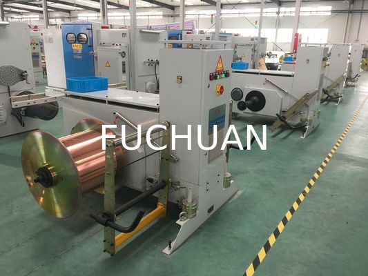 Torsión doble del PLC que agrupa el equipo automático del tornado del alambre de cobre de la máquina