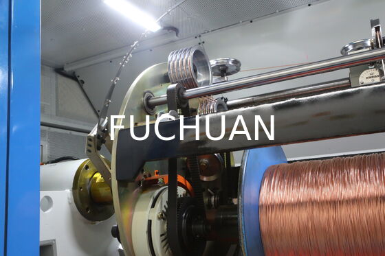 Máquina de bobinado de alambre de cobre esmaltado Adecuada para alambre blando, alambre flexible y alambre aislado y operación
